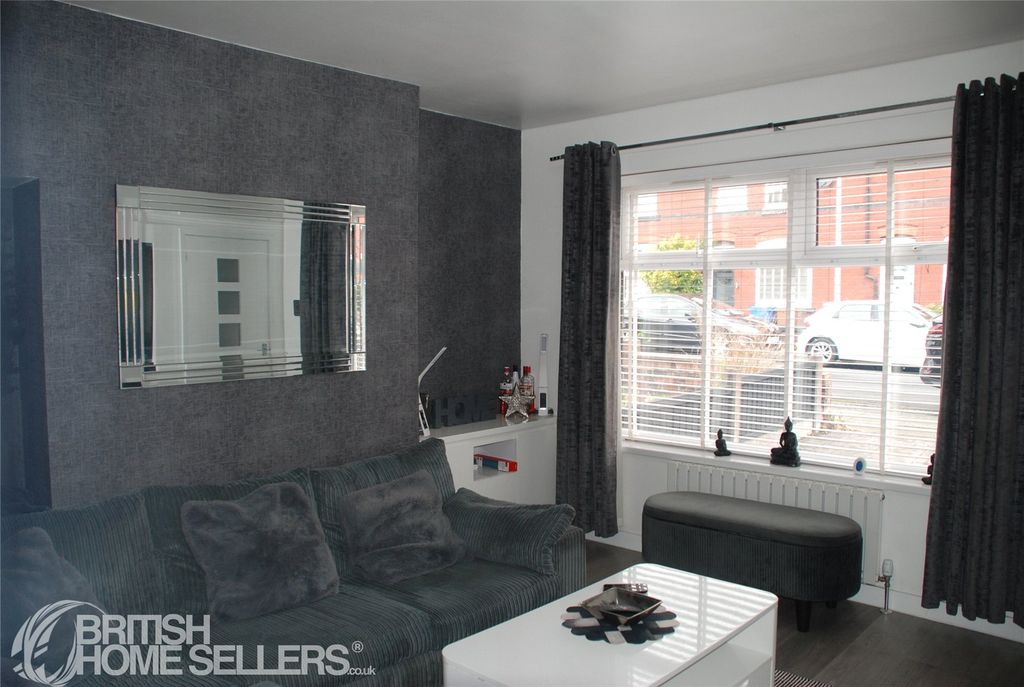 Property photo 2 of 16 Picture No. 04
