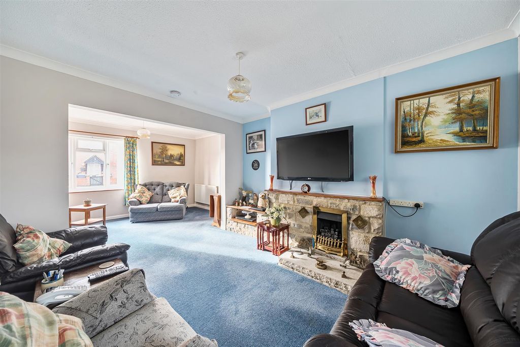 Property photo 3 of 18 1404245-14-697371E2A4Ea1.Jpg