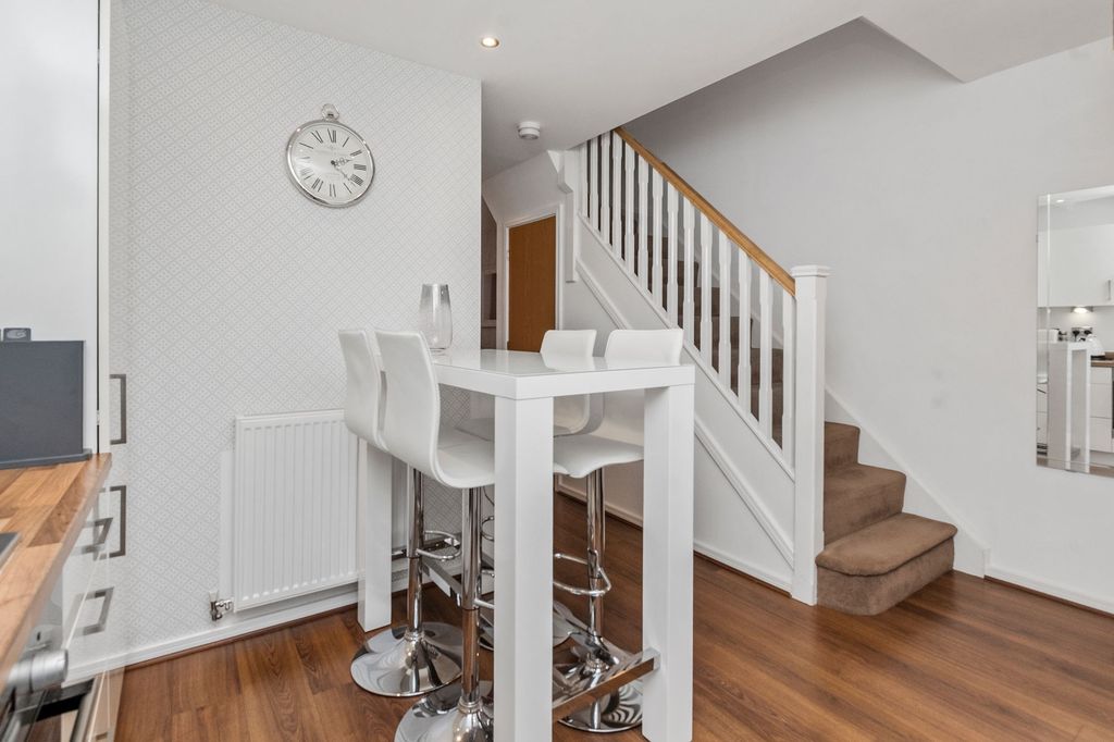 Property photo 3 of 29