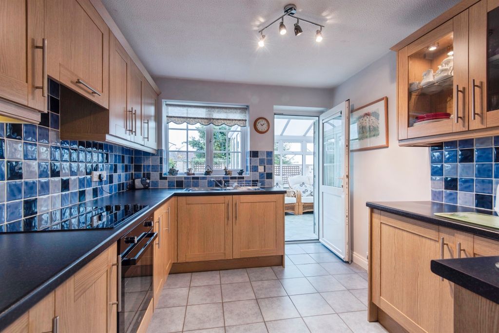 Property photo 3 of 16