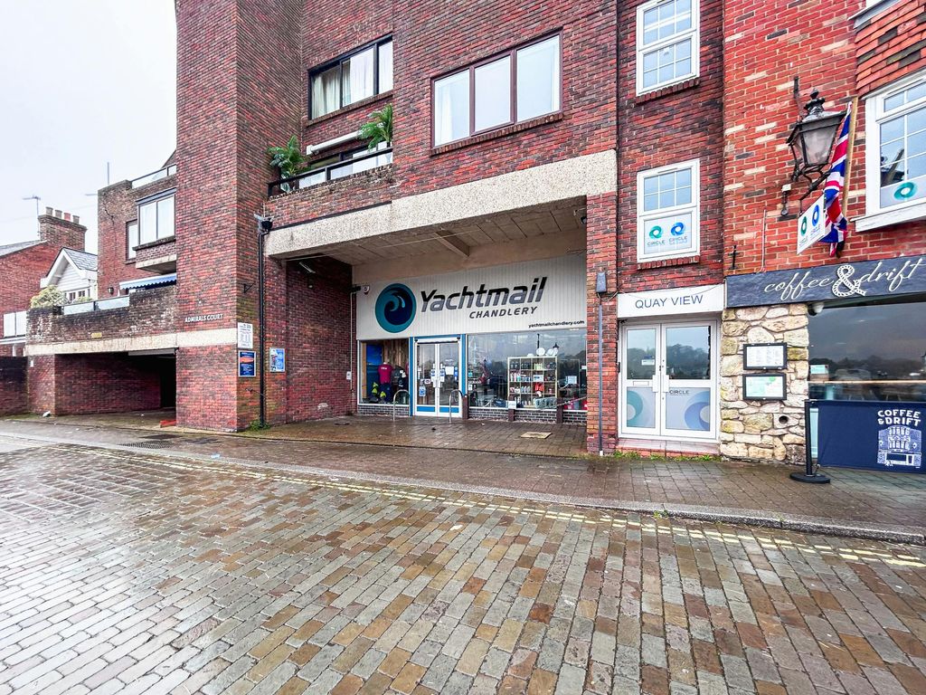 Property photo 1 of 7 8.Jpg