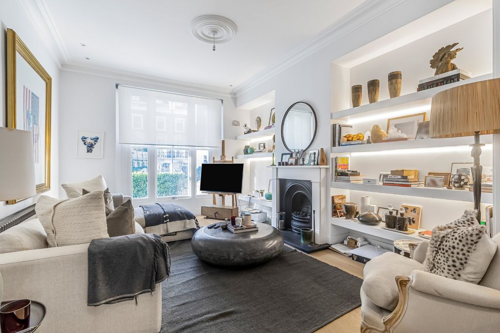 Property photo 3 of 23 Picture No. 07