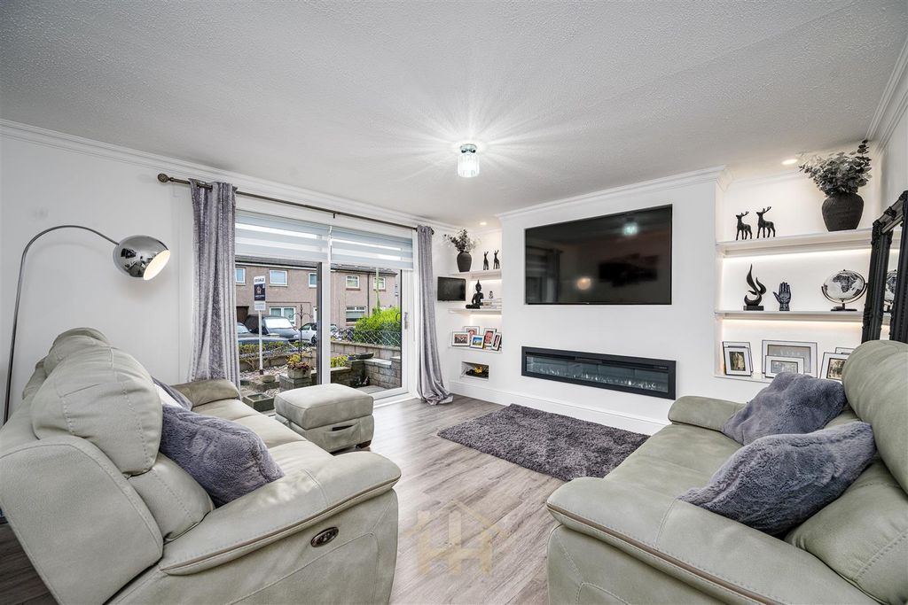 Property photo 3 of 19 Z92_3395-Edit.Jpg