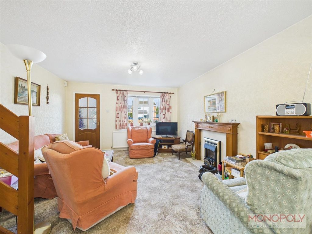 Property photo 3 of 15 Cam01943G0-Pr0427-Still002.Jpg