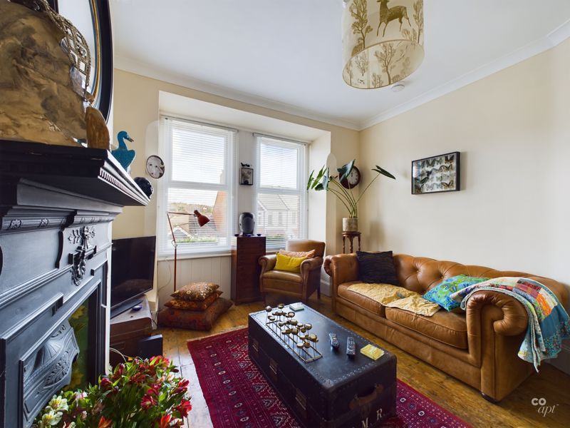 Property photo 1 of 19 Photo 8