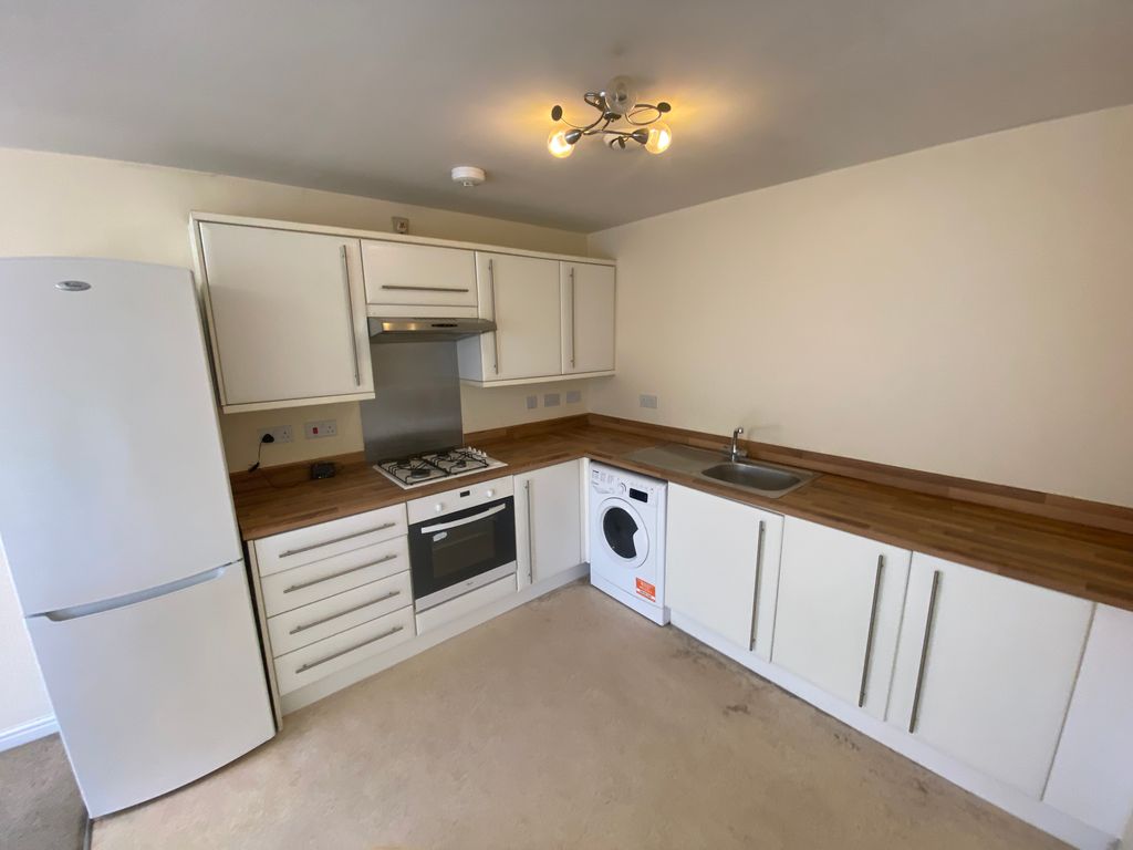 Property photo 2 of 23