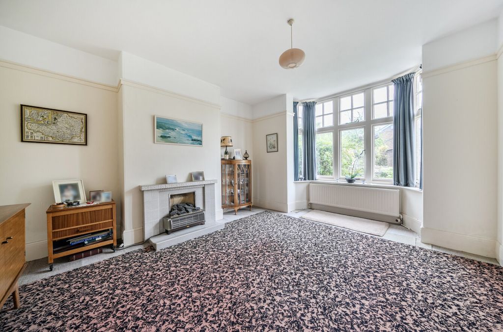 Property photo 2 of 28 1448991-1-69F4798...
