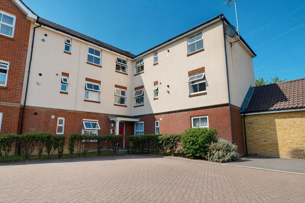 Property photo 1 of 9