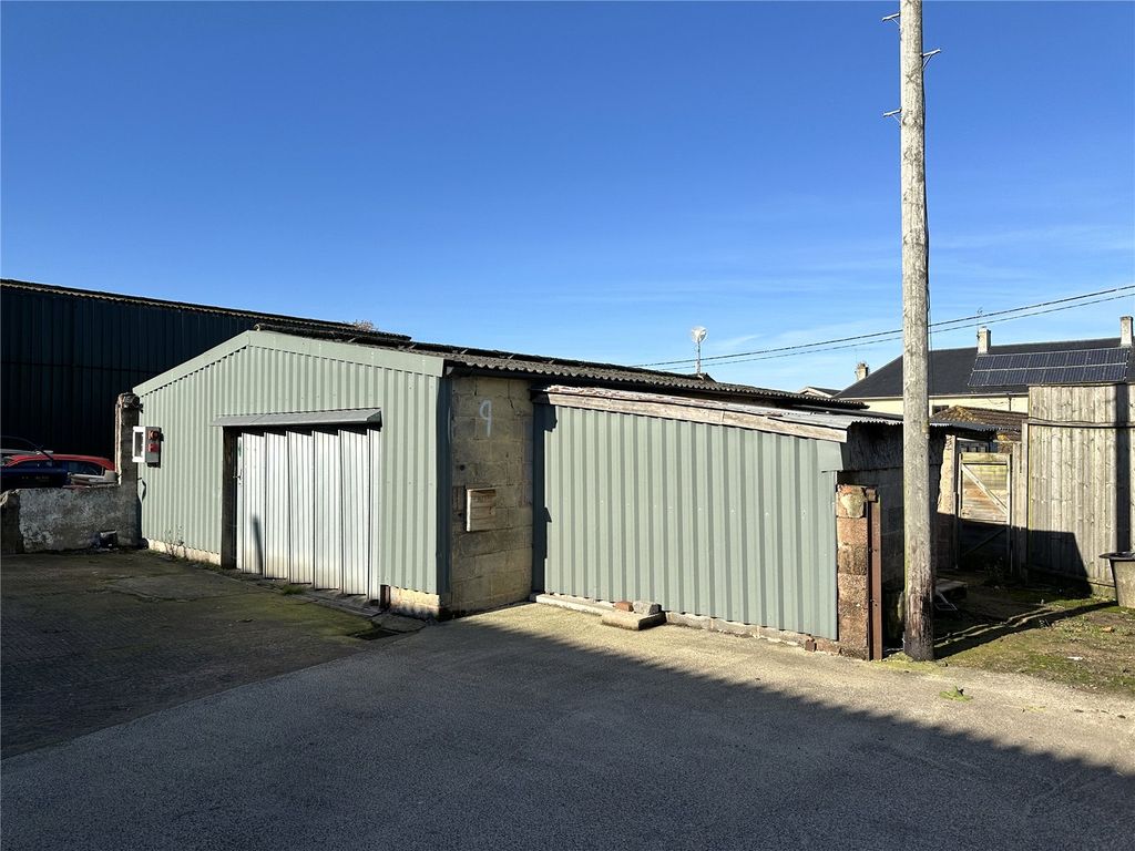Property photo 1 of 7 Picture No. 20