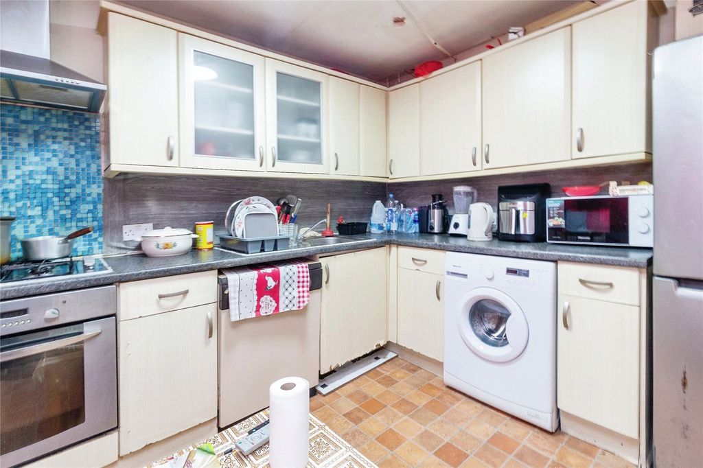 Property photo 3 of 7 Picture No. 08