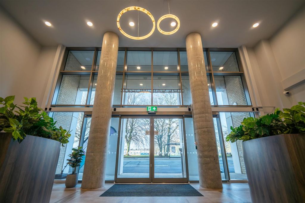 Property photo 3 of 16