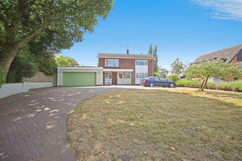 Property photo 1 of 17