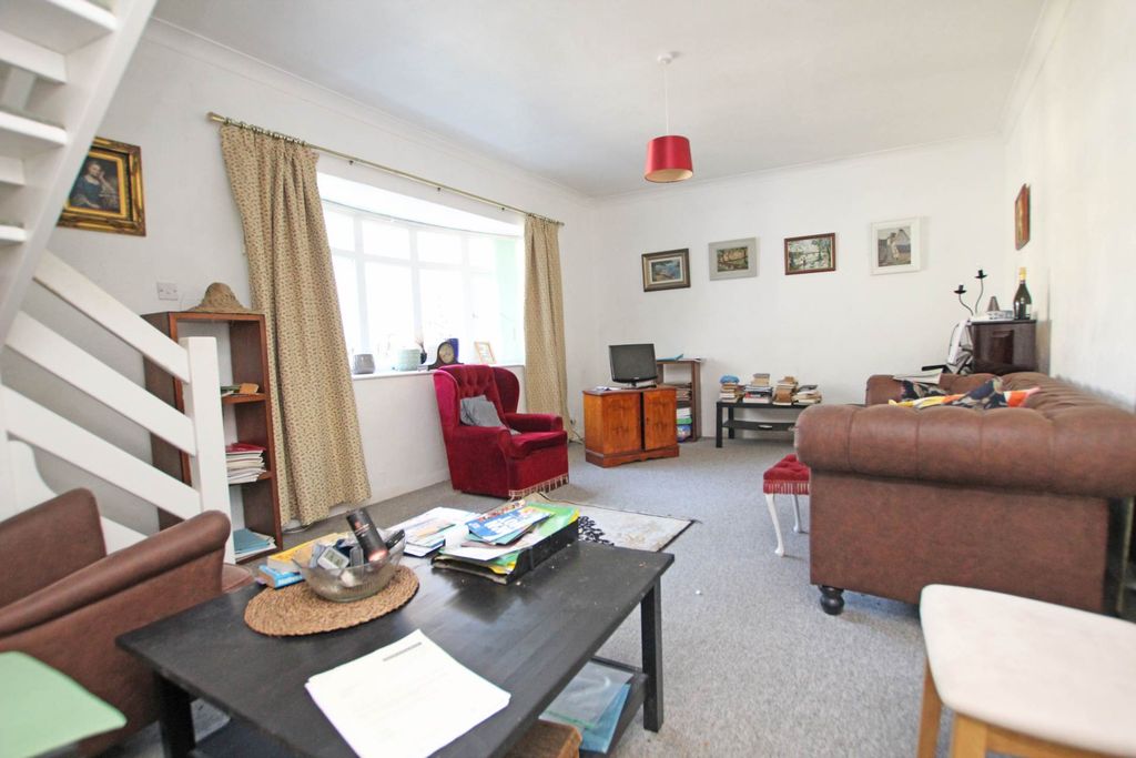 Property photo 3 of 15