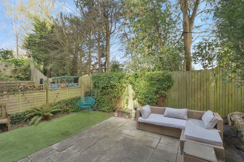 Property photo 3 of 19 Pbox-Img.Jpg