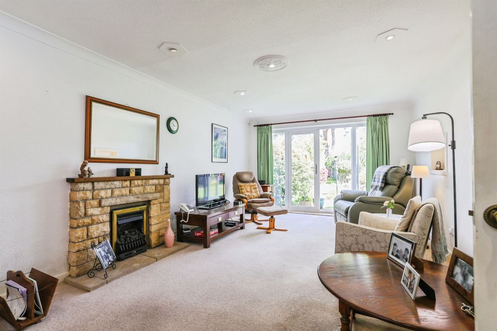 Property photo 3 of 18