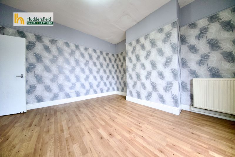 Property photo 1 of 11 Living Room