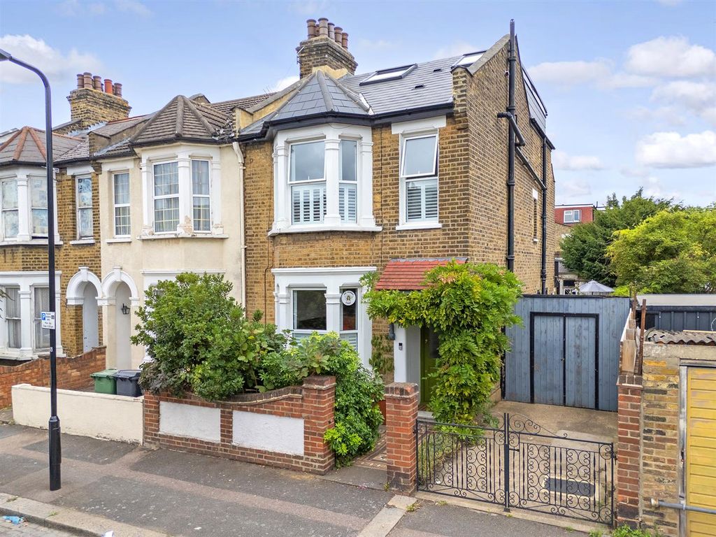 Property photo 1 of 32 1.Jpg