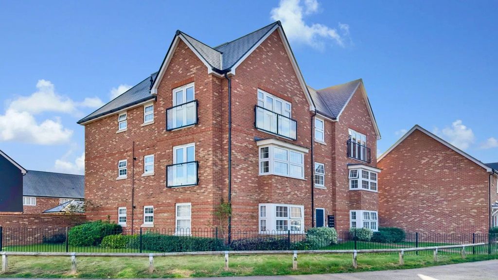 Property photo 1 of 9