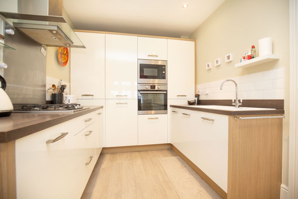 Property photo 3 of 18 Mw-10368