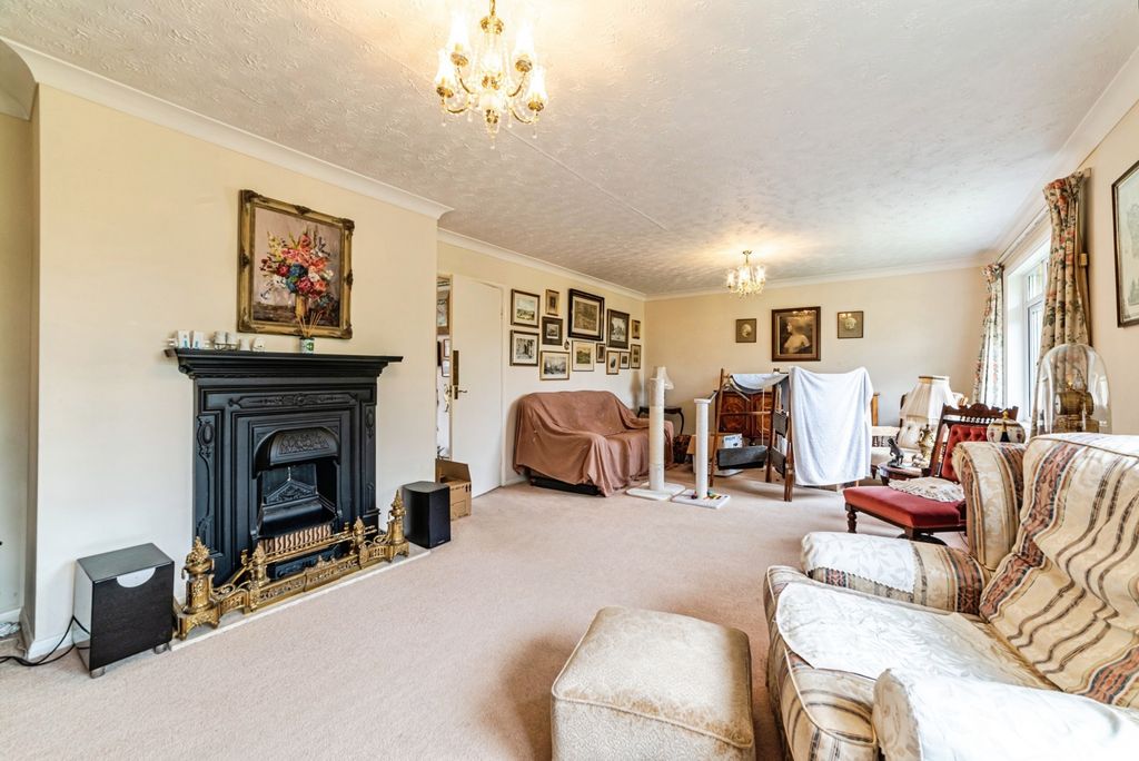 Property photo 2 of 18 Pbox-Img.Jpg