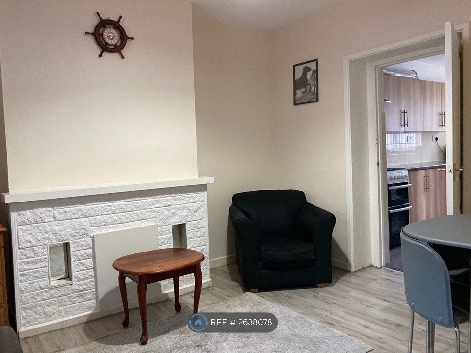 Property photo 3 of 11