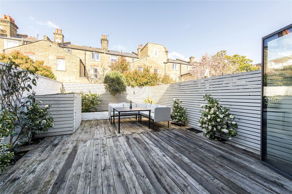 Property photo 3 of 23 Picture No. 63