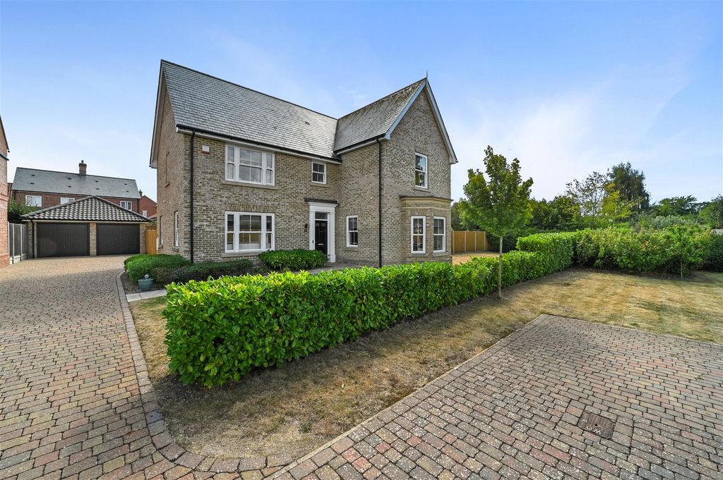 Property photo 1 of 17 Front