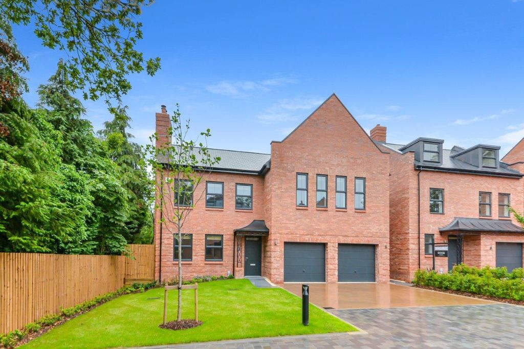 Property photo 1 of 38