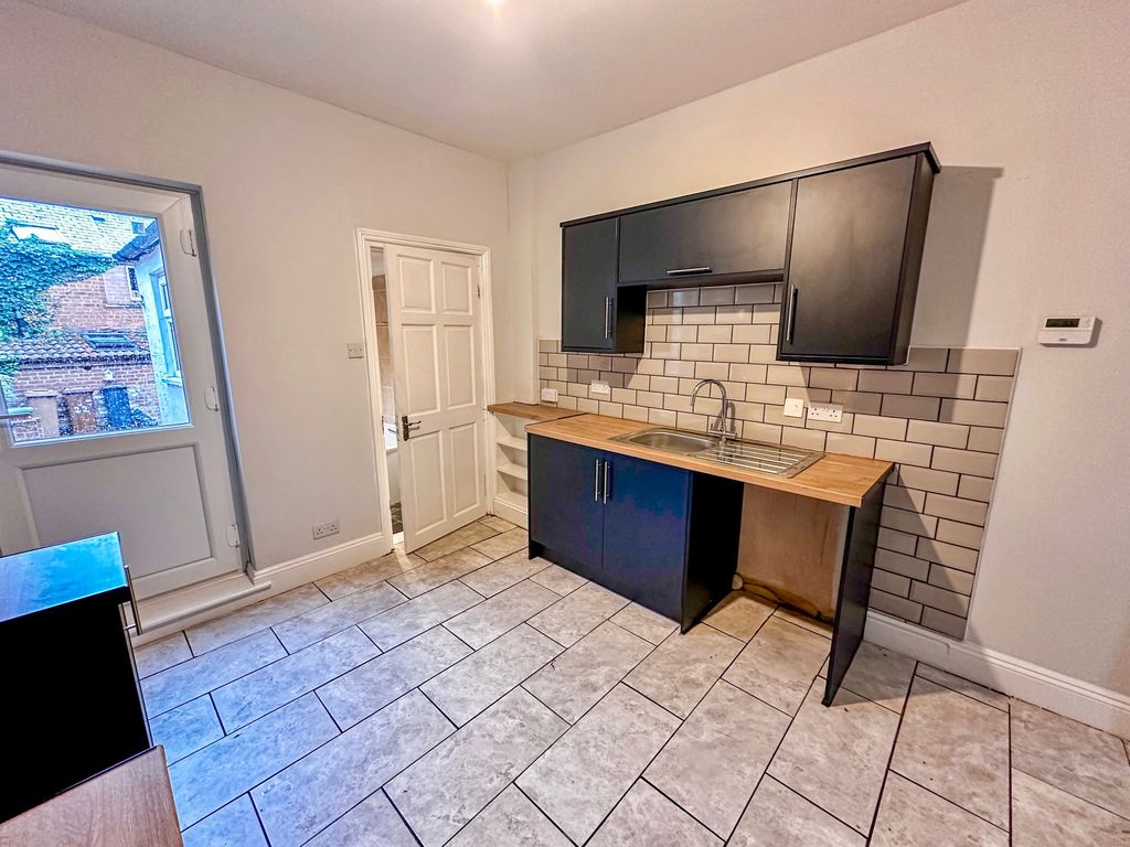 Property photo 3 of 16 Front