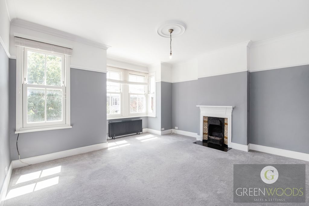 Property photo 2 of 19 Gallery