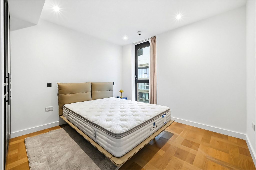 Property photo 3 of 10 Picture No. 04