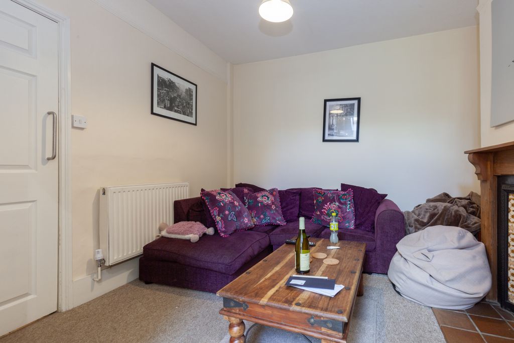 Property photo 3 of 10 Photo 03