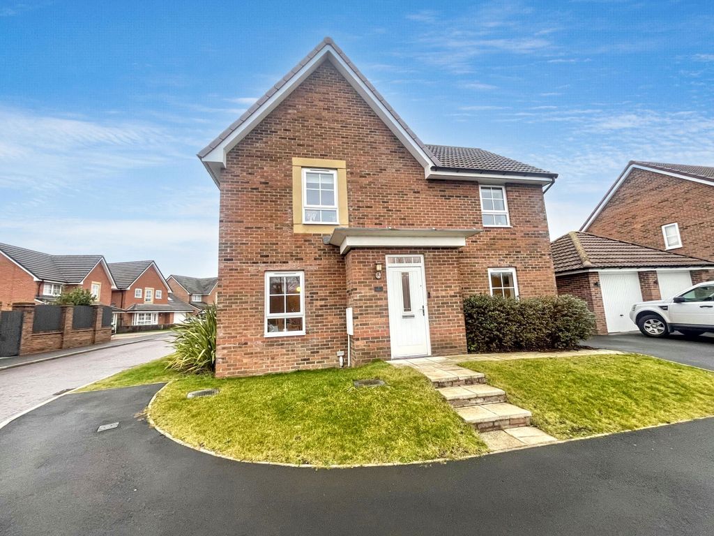 Property photo 2 of 17