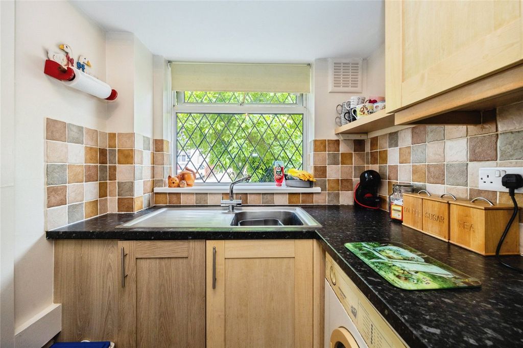 Property photo 3 of 15 Picture No. 03