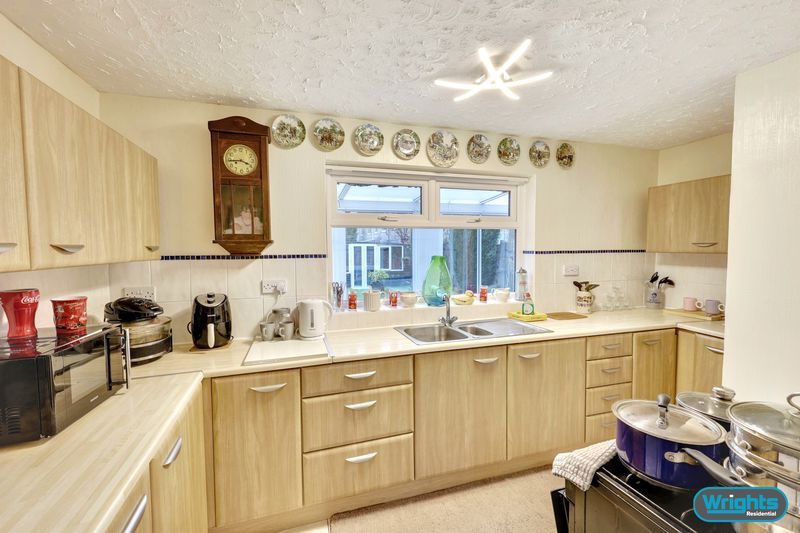 Property photo 2 of 29 Photo 11