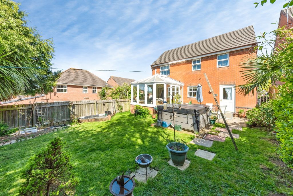 Property photo 1 of 17