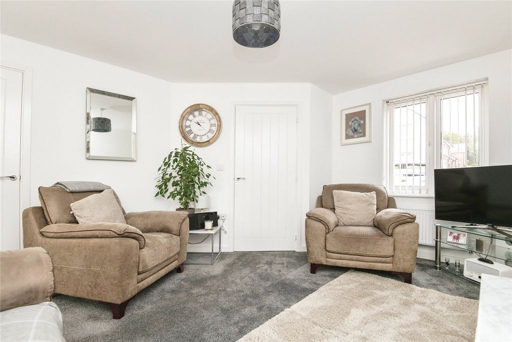 Property photo 3 of 15 Photography