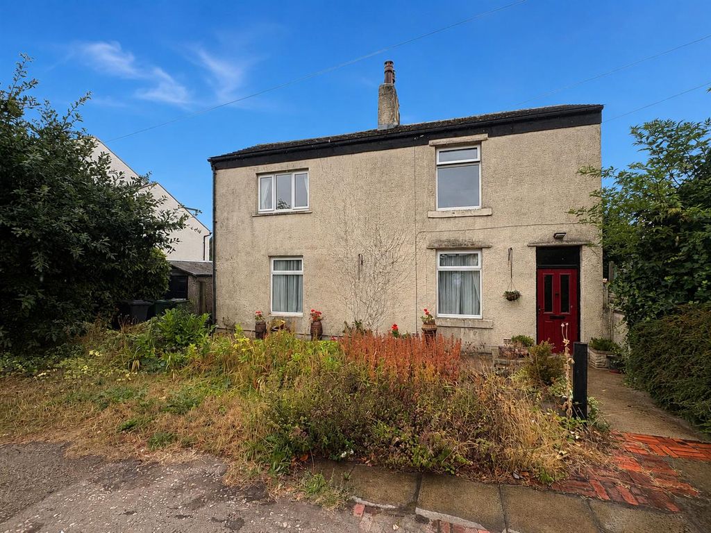 Property photo 1 of 21