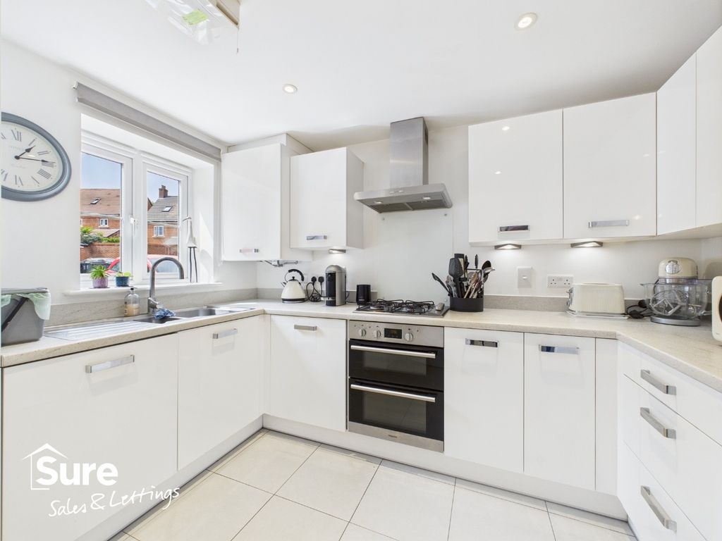 Property photo 2 of 21 1029482