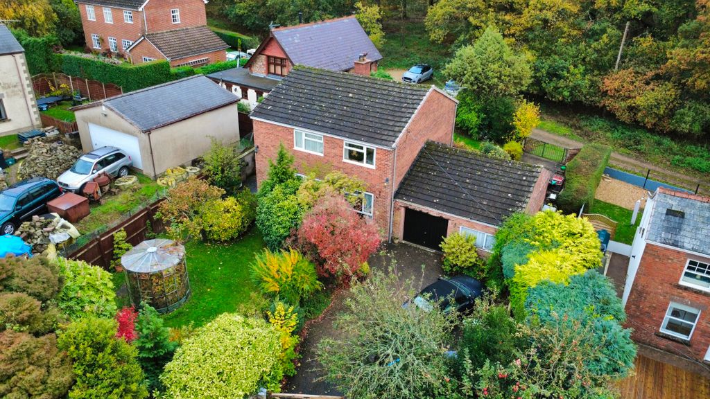 Property photo 1 of 21