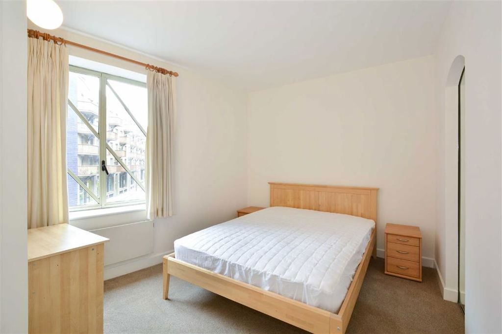 Property photo 3 of 6