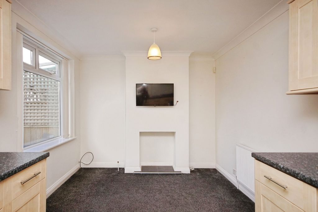 Property photo 3 of 18 Photo