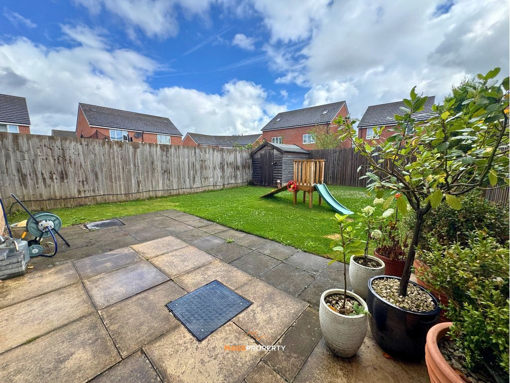 Property photo 3 of 19