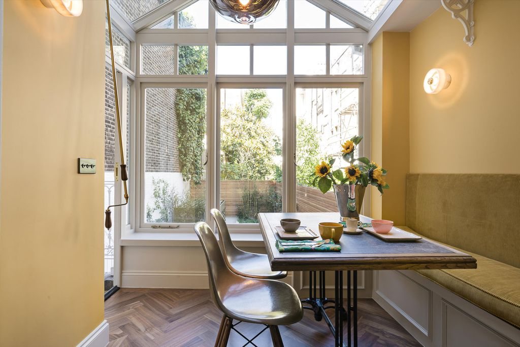 Property photo 3 of 17 Image