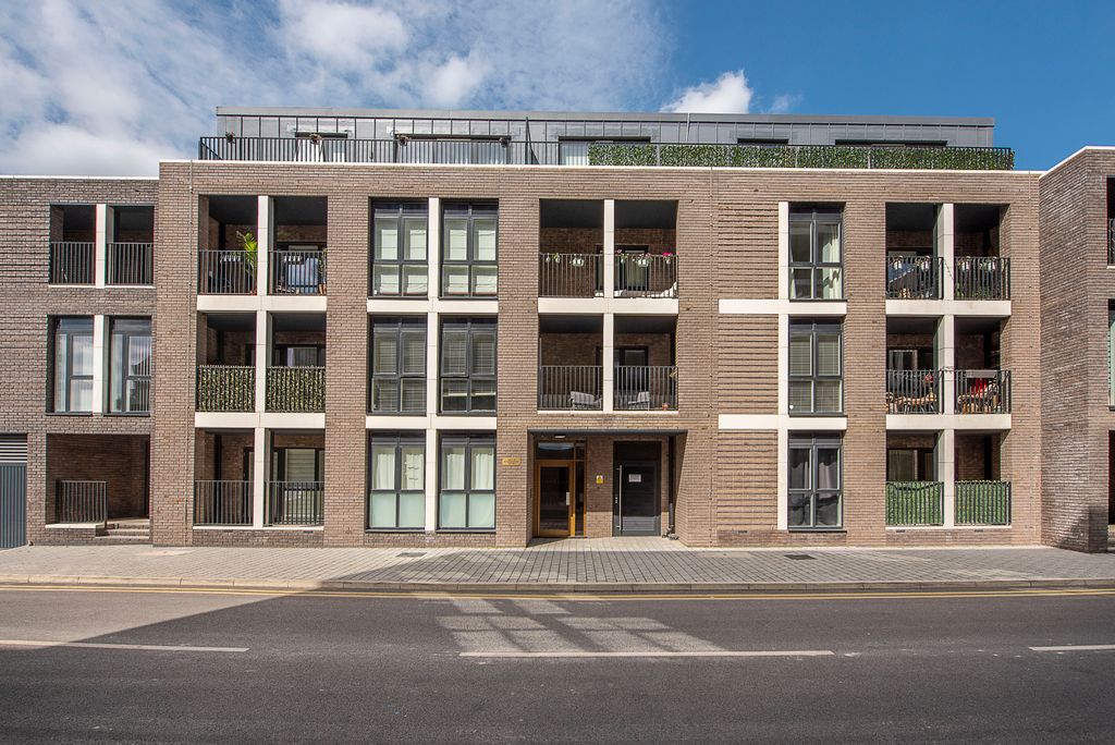 Property photo 2 of 13