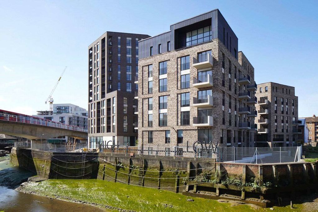 Property photo 1 of 9 Photo 16