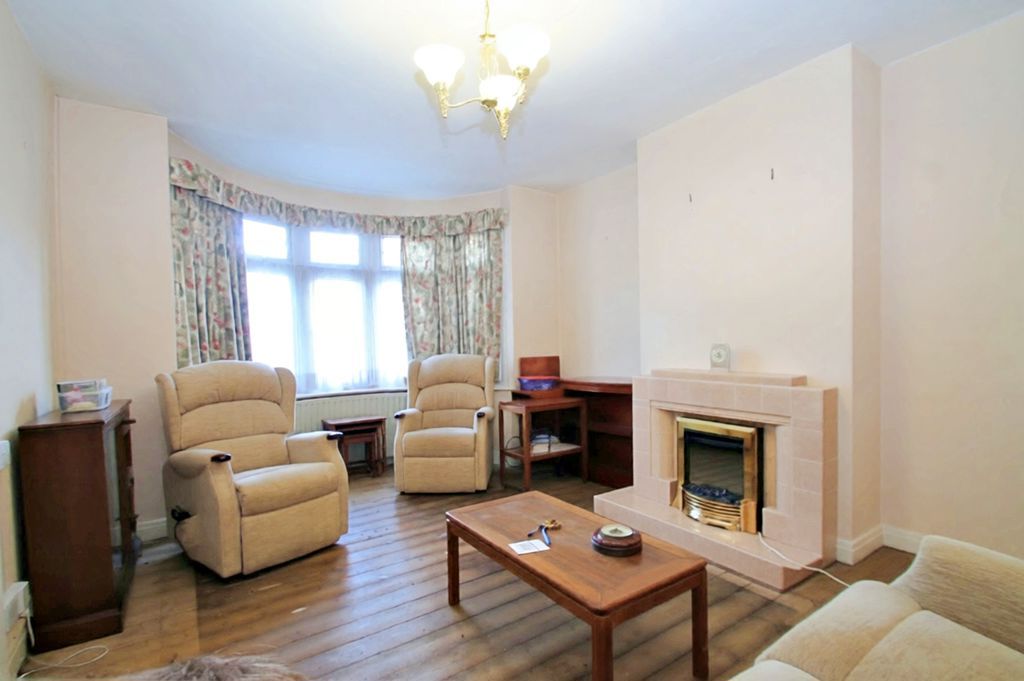 Property photo 3 of 11 Photo 11