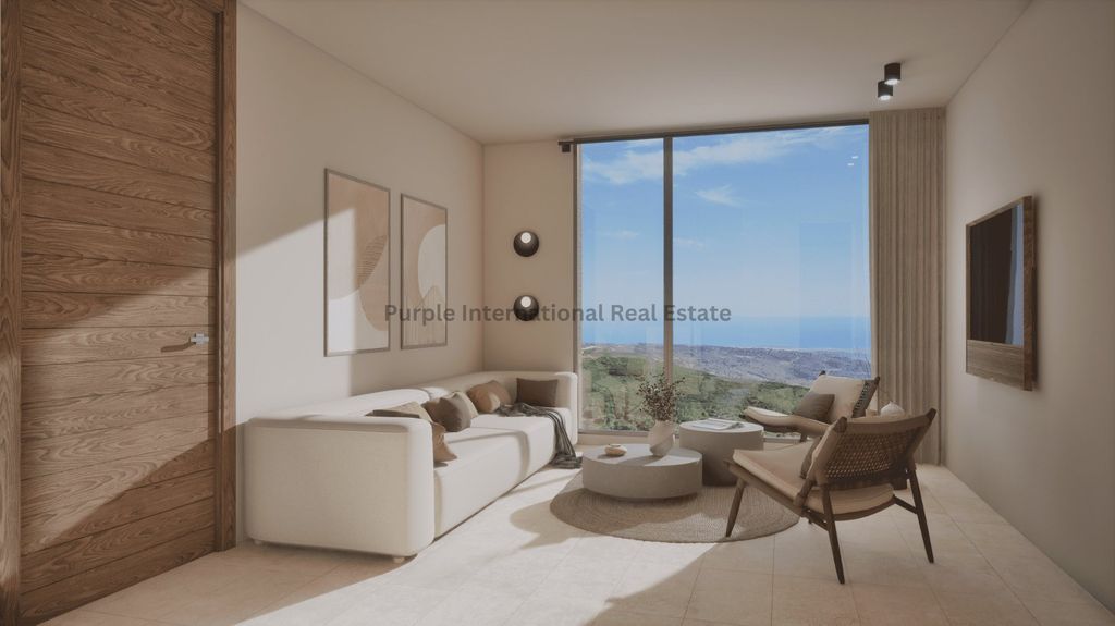 Property photo 2 of 31