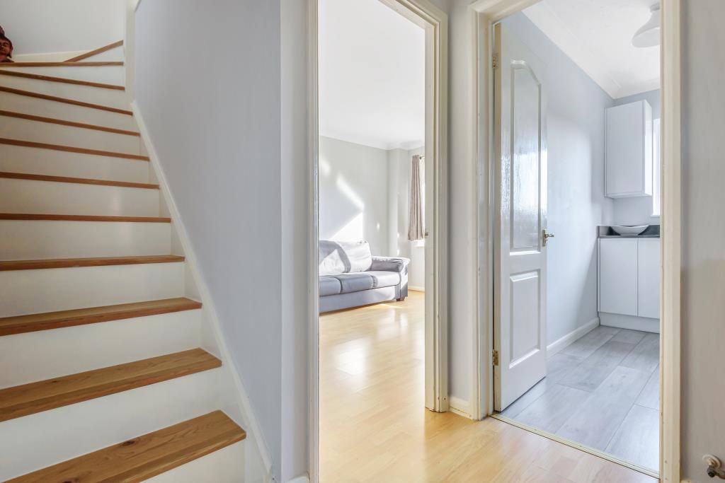 Property photo 3 of 10 Hallway