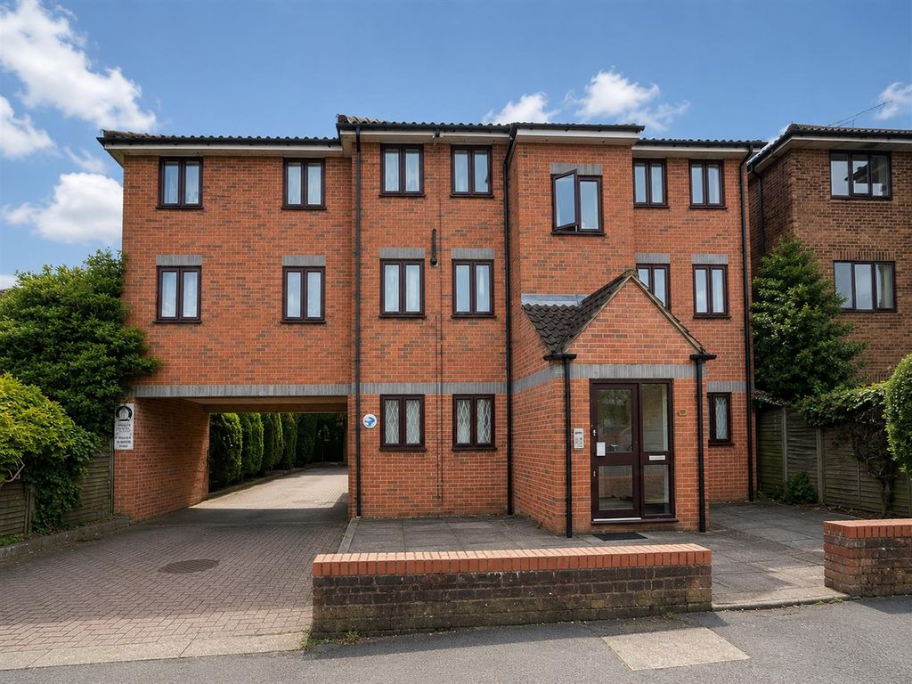 Property photo 1 of 4 Coopers Estate Agents